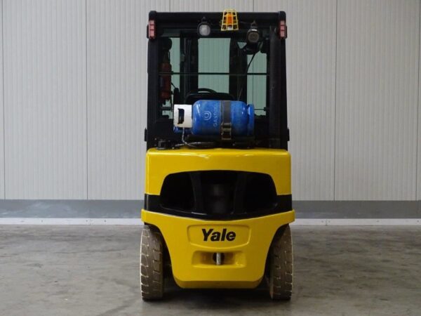 Yale Wózek widłowy z napędem LPG