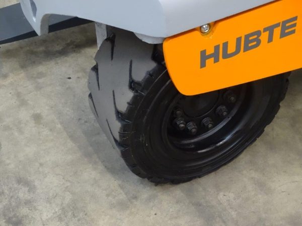 Hubtex Wielokierunkowy wózek boczny