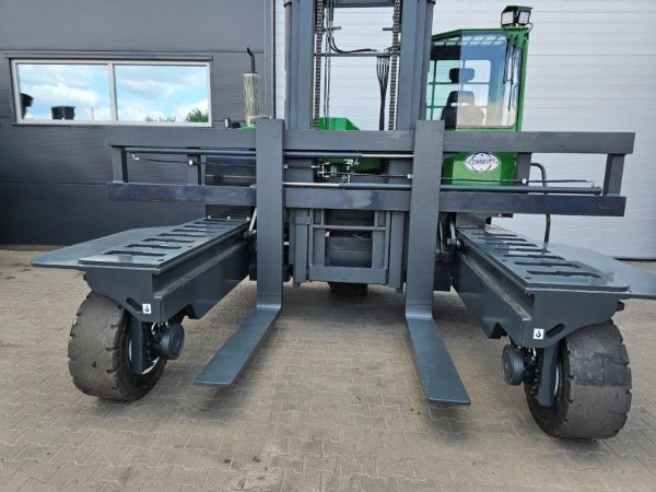 Combilift Wielokierunkowy wózek boczny