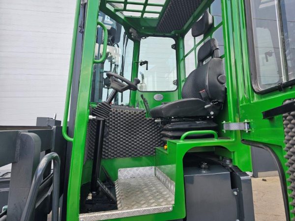 Combilift Wielokierunkowy wózek boczny