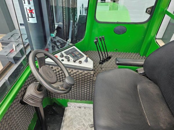 Combilift Wielokierunkowy wózek boczny