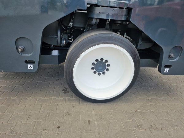Combilift Wielokierunkowy wózek boczny