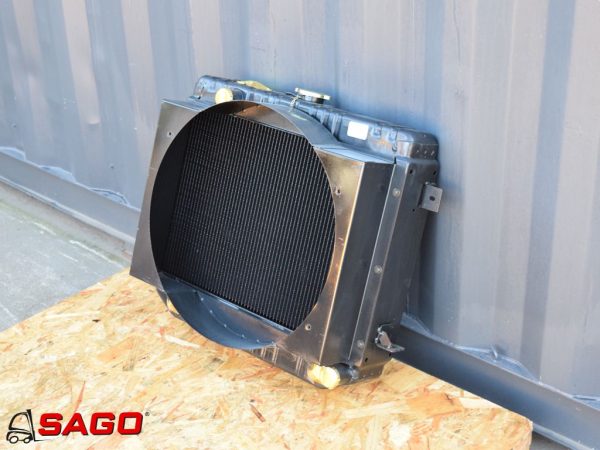 układy chłodzenia i wydechowe - Typ: Radiator Assy 8051223
