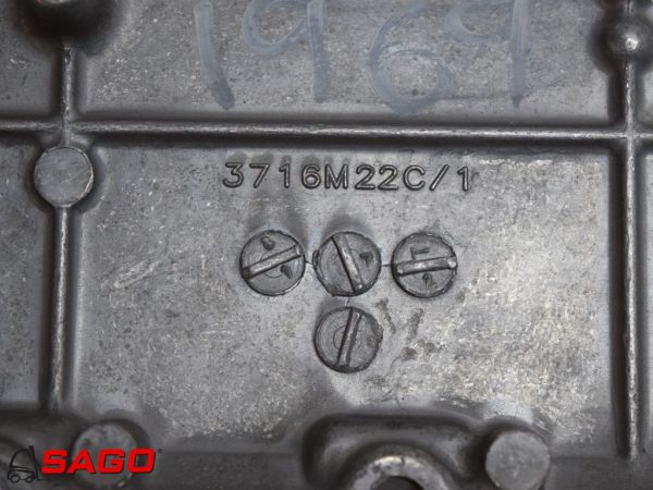 układy chłodzenia i wydechowe - Typ: Timing cover 4142A171