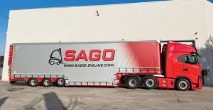 Tir transportowy do przewozu wózków widłowych