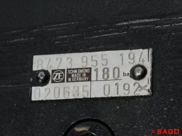 ZF Hydraulika - Typ: 8473 955 194 020635 180BAR SCHW.GMUND 9032.890