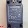 Elektryczne sterowanie i komponenty - Typ: Rollenendschalter- Hilfsschaltgehäuse Telemecanique XCK-J
