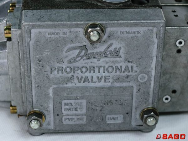 Hydraulika - Typ: Steuerschieber 4fach Baumann 206206 200005618 1 525 503 396 071 Bosch