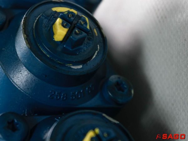 Hydraulika - Typ: Steuerschieber 61724 SM2816-00  281129 00  Rexroth-Sigma