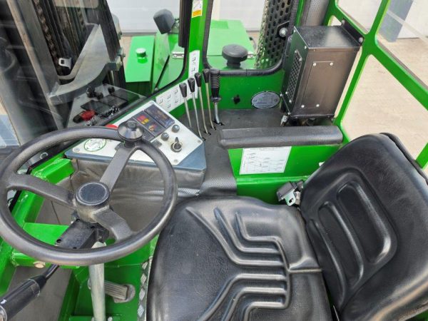 Combilift Wielokierunkowy wózek boczny