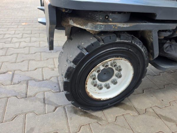 Combilift Wielokierunkowy wózek boczny