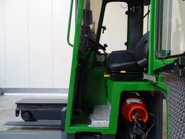 Combilift Wielokierunkowy wózek boczny