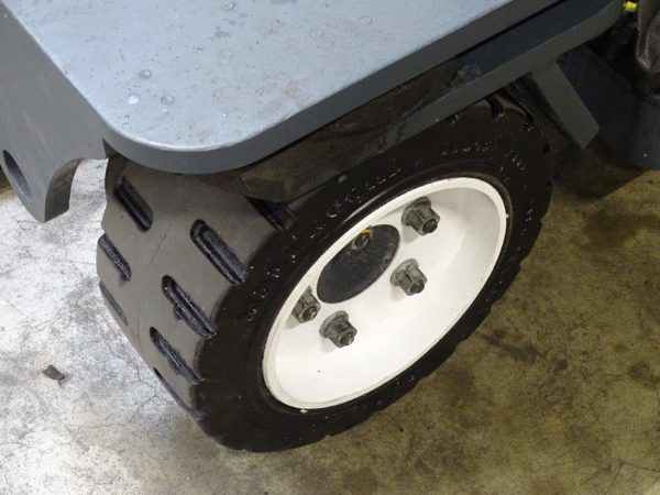 Combilift Wielokierunkowy wózek boczny