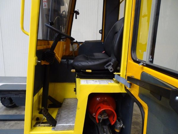 Combilift Wielokierunkowy wózek boczny