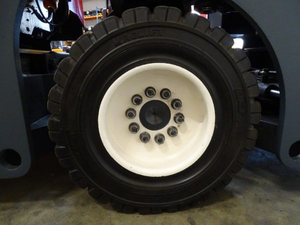 Combilift Wielokierunkowy wózek boczny