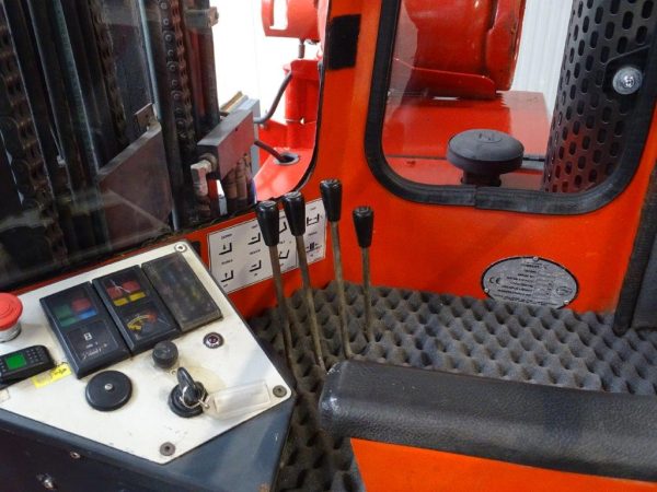 Combilift Wielokierunkowy wózek boczny