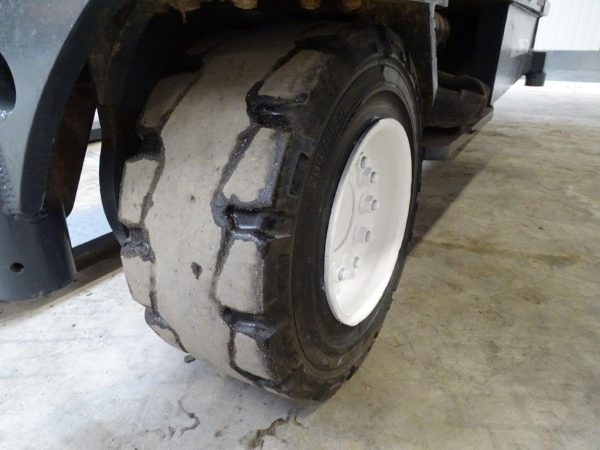 Combilift Wielokierunkowy wózek boczny