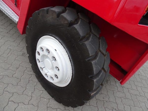 Svetruck Wózek widłowy czołowy
