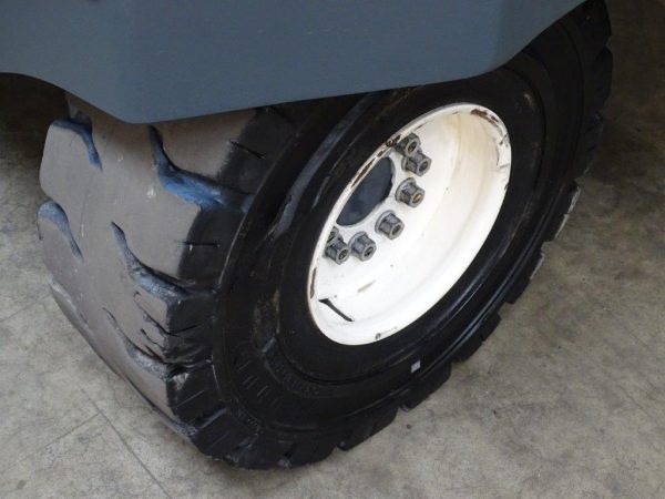 Combilift Wielokierunkowy wózek boczny
