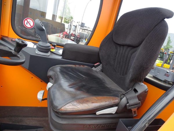 Hubtex Wielokierunkowy wózek boczny