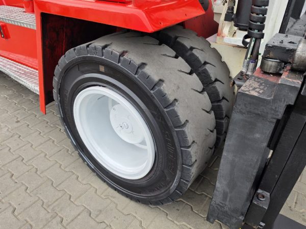 Svetruck Wózek widłowy czołowy
