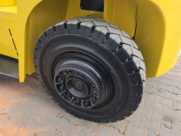 Hyster Wózek widłowy czołowy