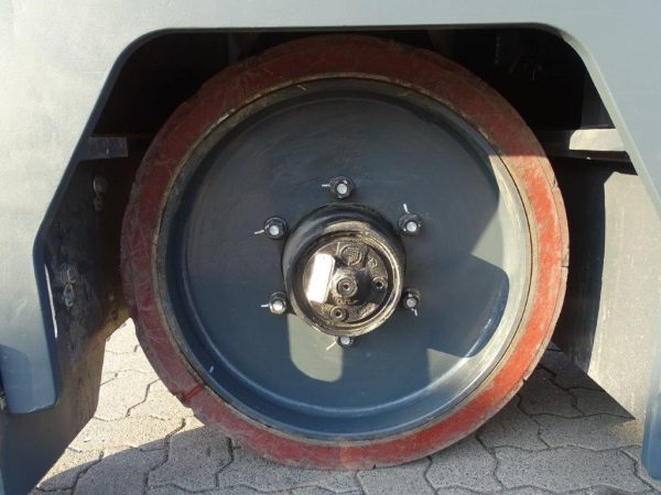 Combilift Wielokierunkowy wózek boczny