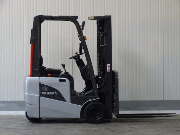 Nissan Elektryczny wózek widłowy 3-kołowy